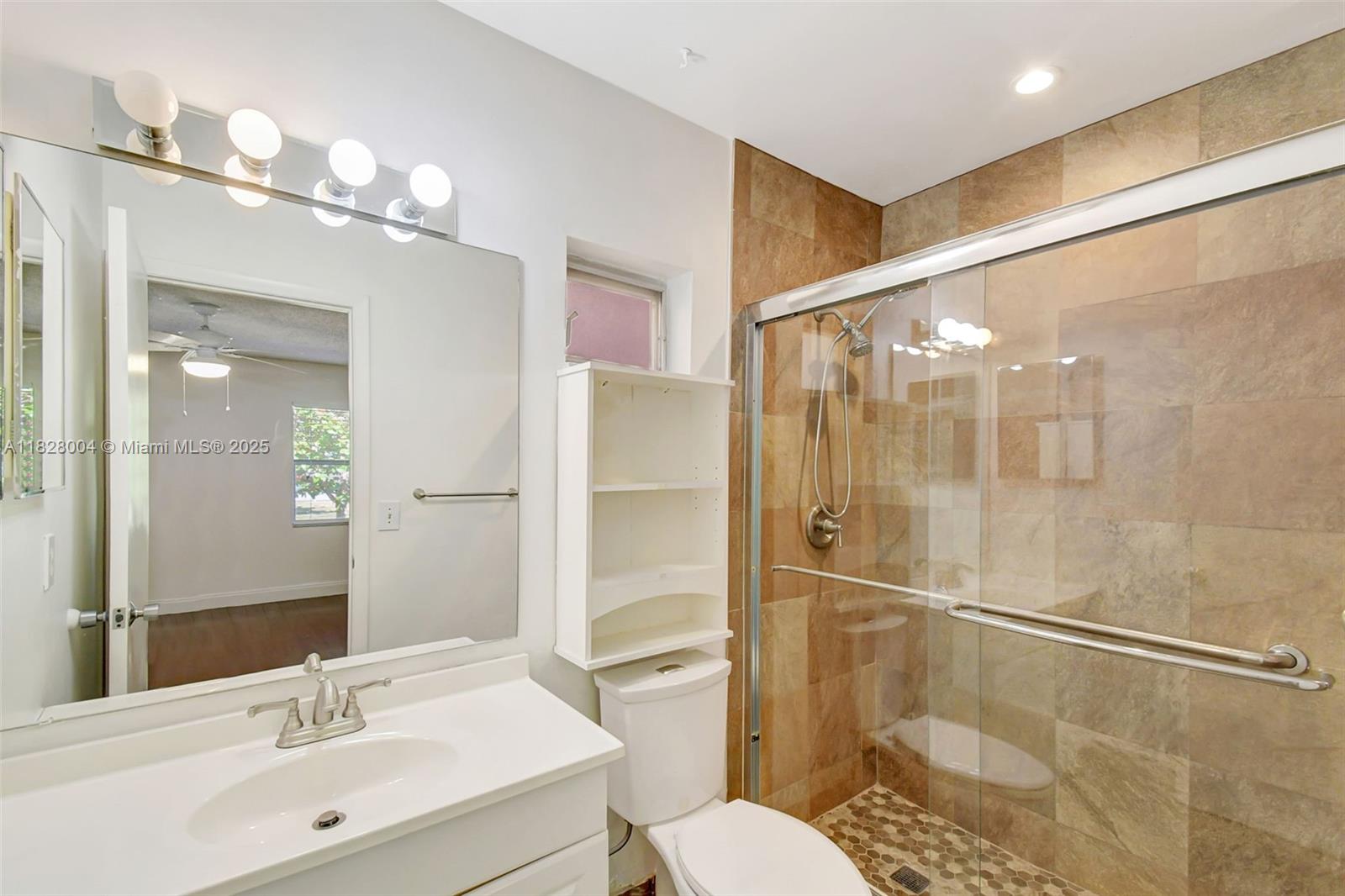 450 NW 66th Ave, Plantation, Florida image 33