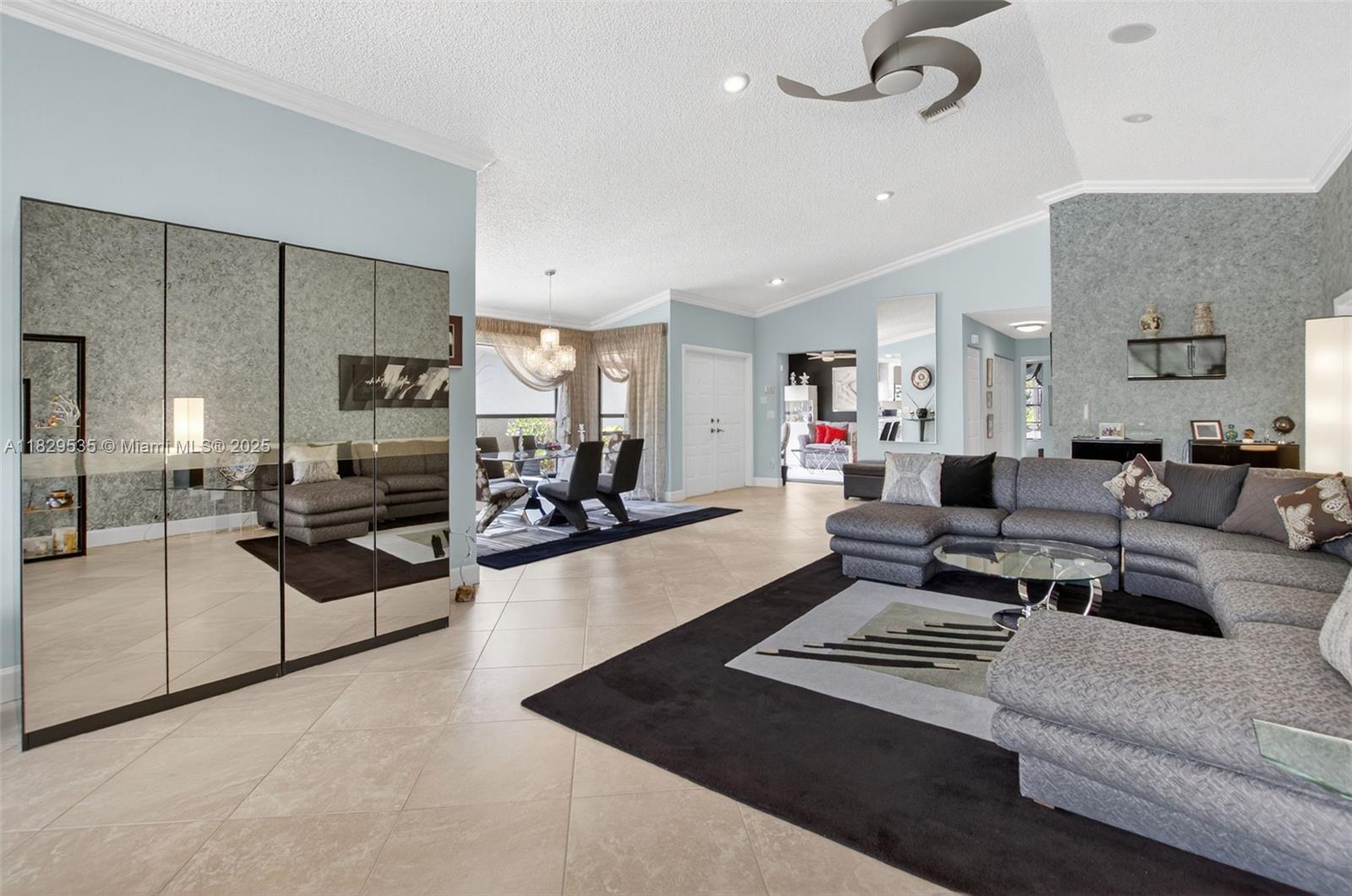 21387 Bridge View Dr, Boca Raton, Florida image 14