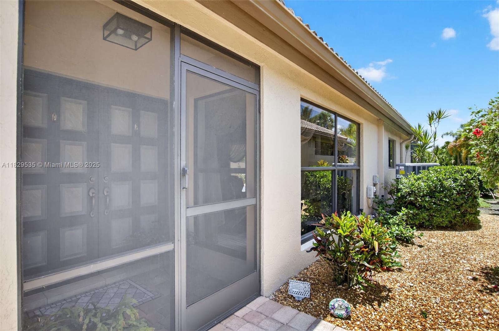21387 Bridge View Dr, Boca Raton, Florida image 5