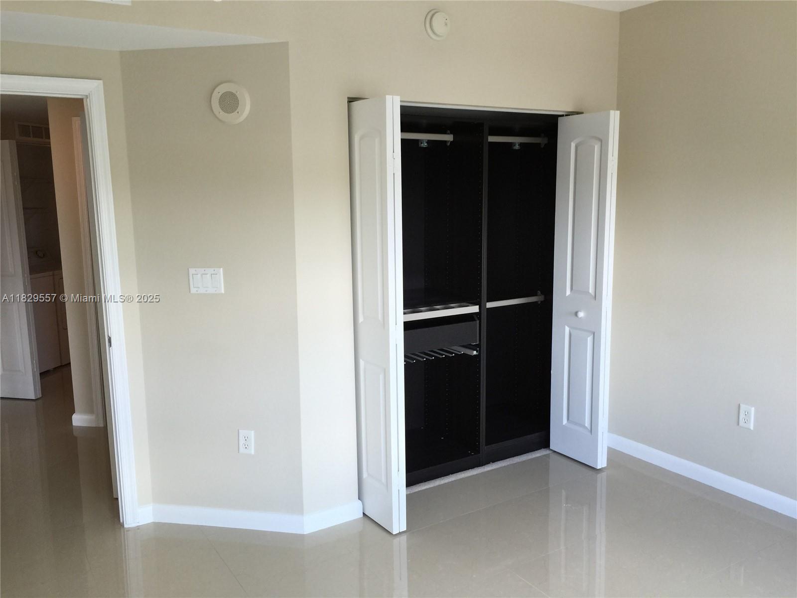 7350 SW 89th St #1611S, Miami, Florida image 3
