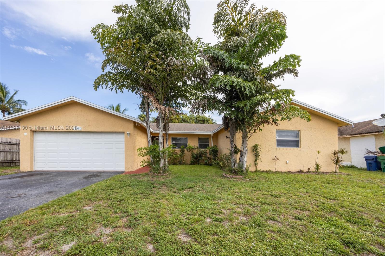 8051 NW 47th Ct, Lauderhill, Florida image 1