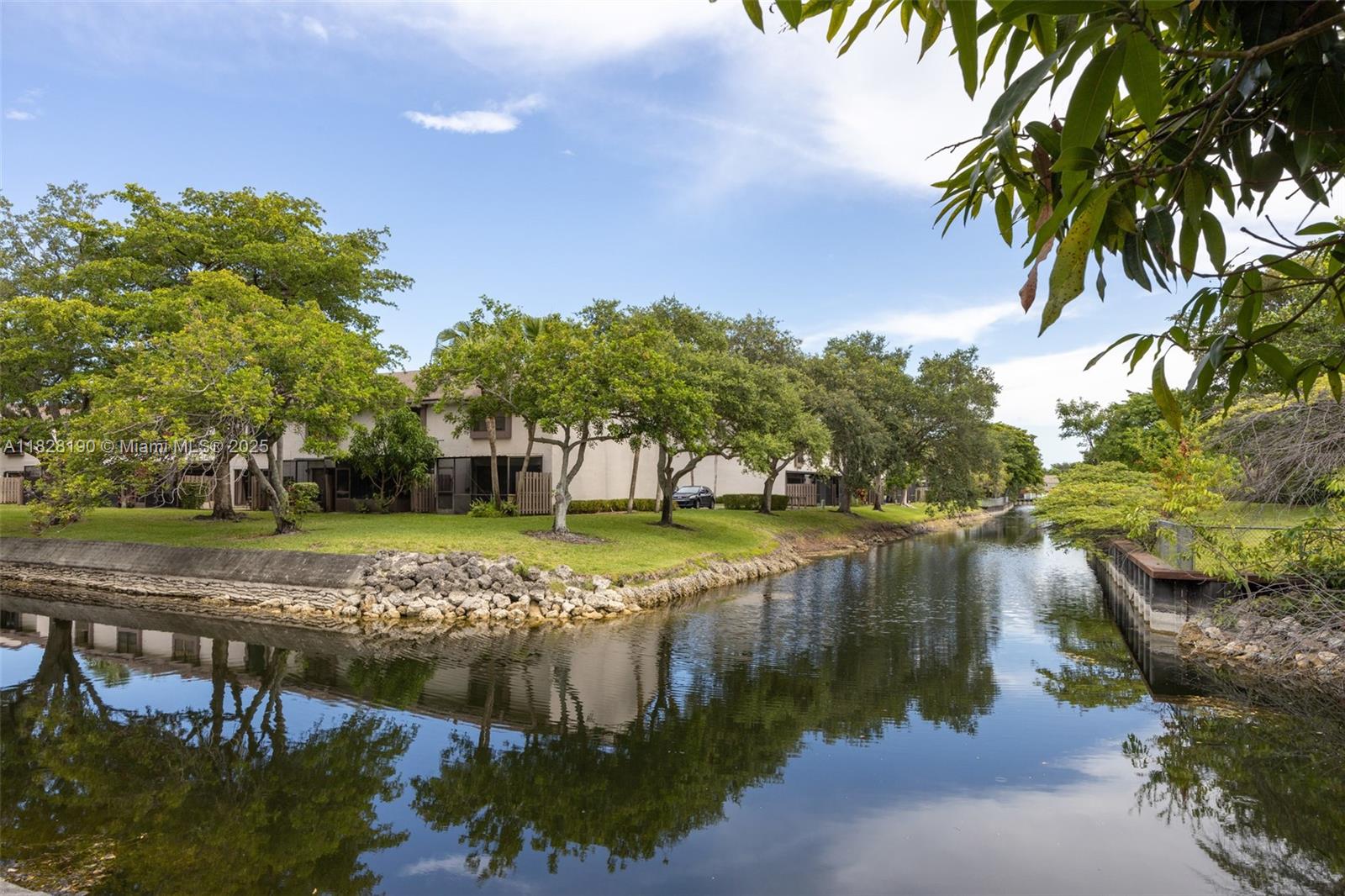 8051 NW 47th Ct, Lauderhill, Florida image 28