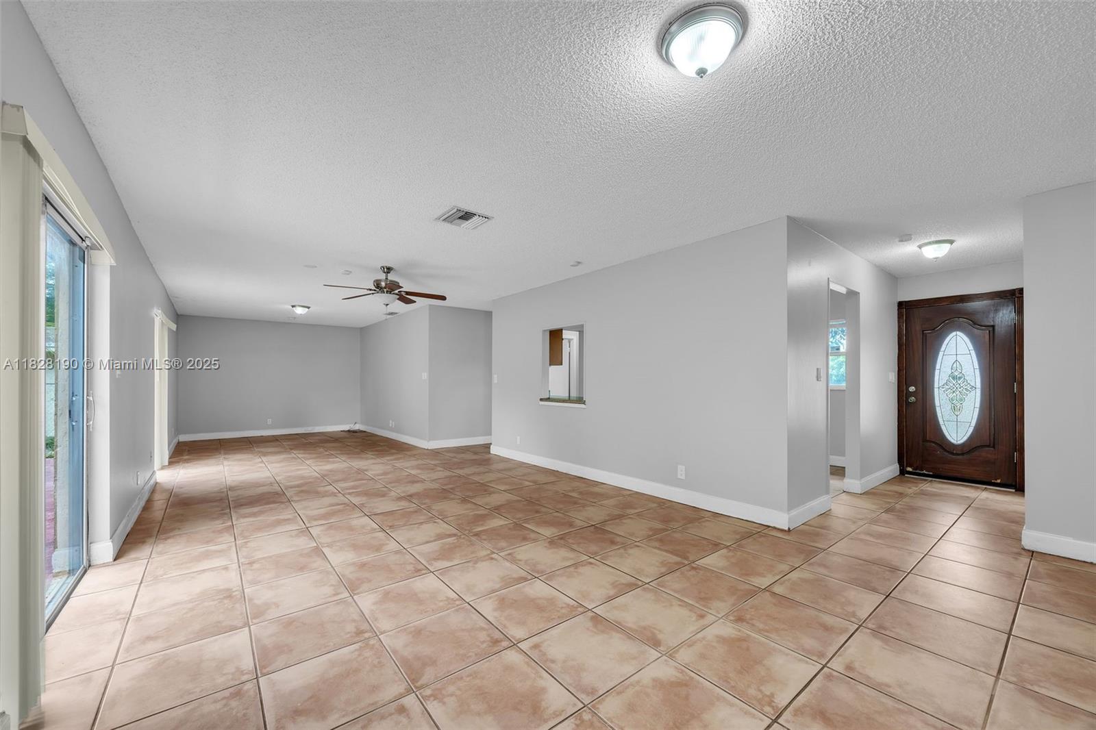 8051 NW 47th Ct, Lauderhill, Florida image 4