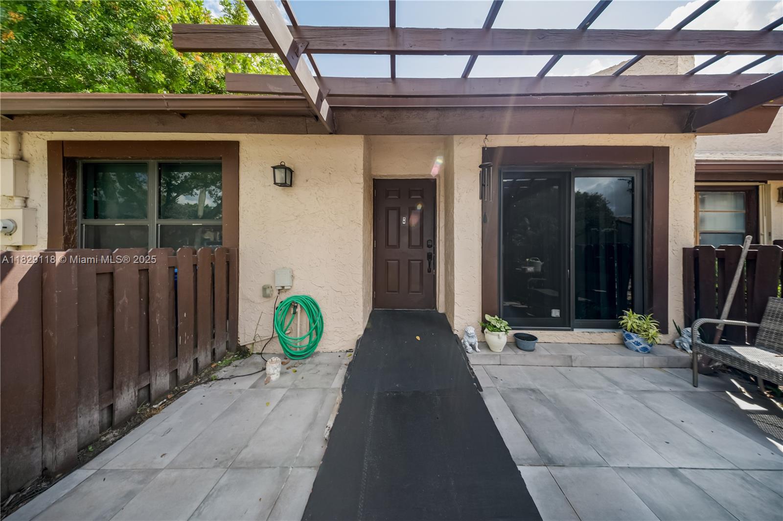 Residential, Sunrise, Florida image 3