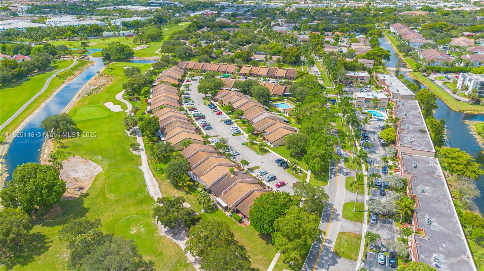 Residential, Sunrise, Florida image 31