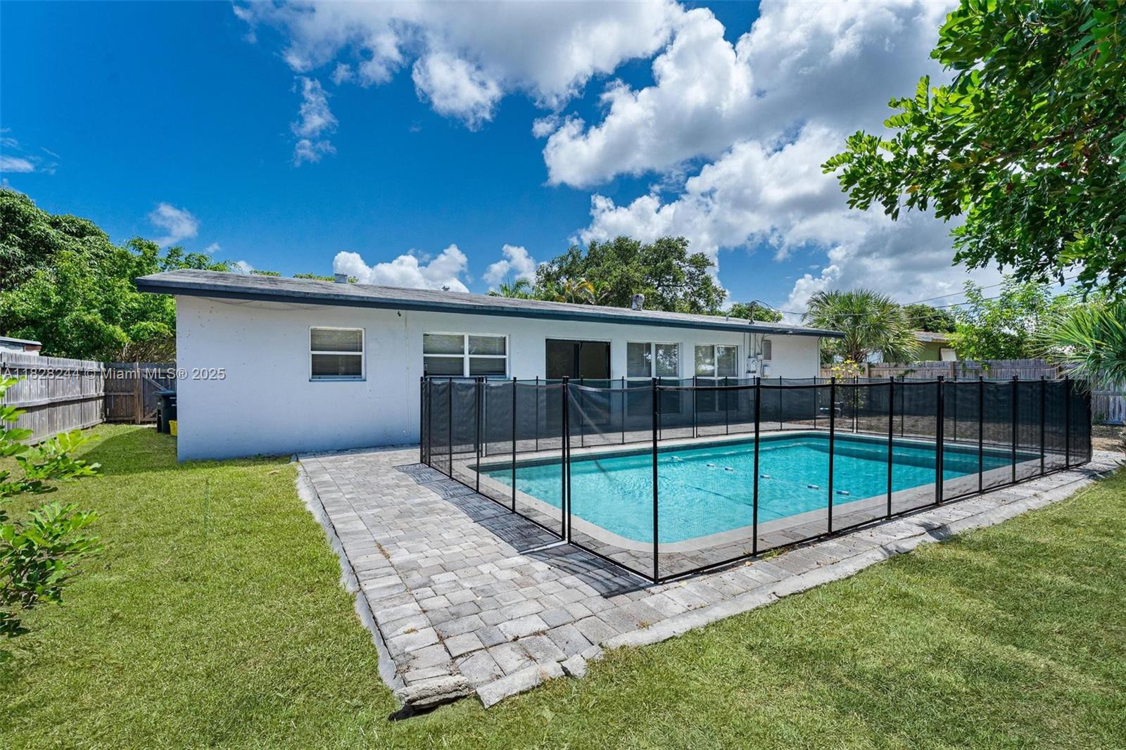 811 Evergreen Dr, Lake Park, Florida image 26