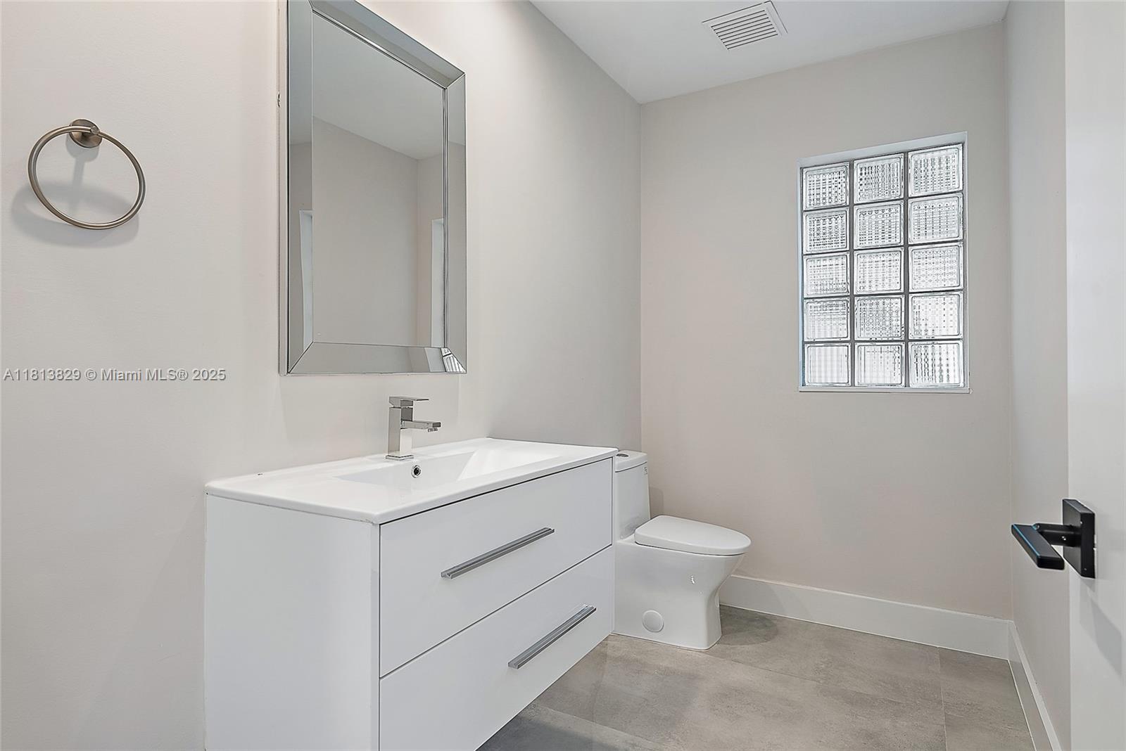 121 NE 34th St #1009, Miami, Florida image 30
