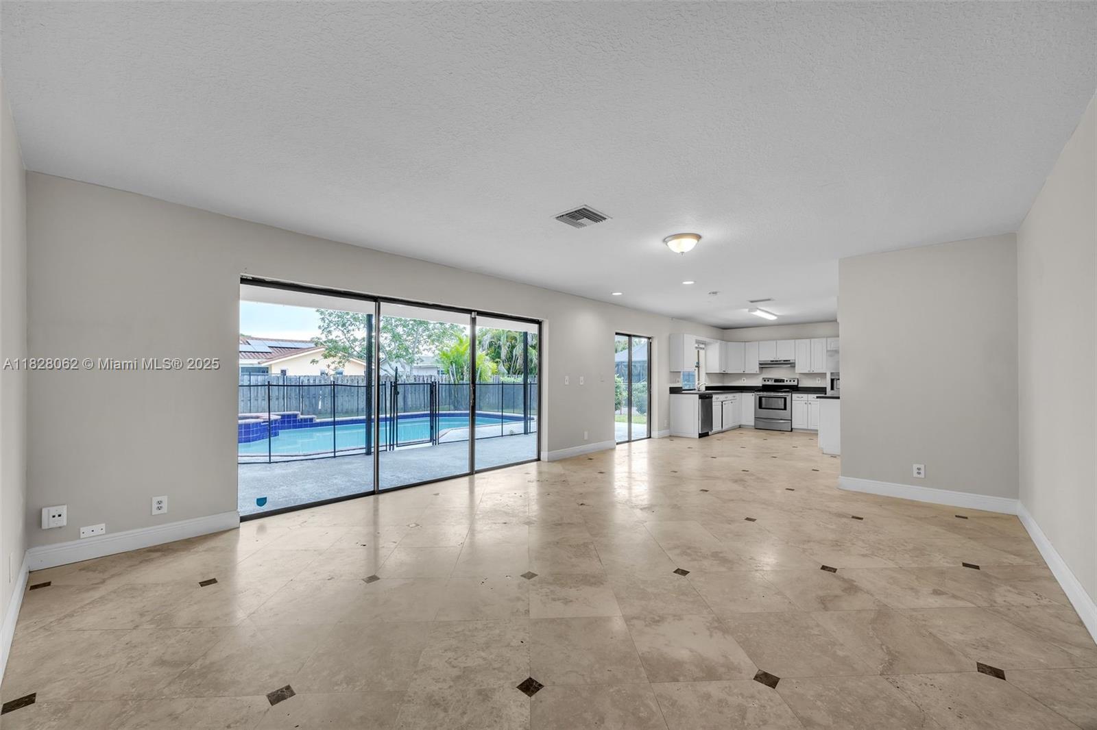 867 Ramblewood Dr, Coral Springs, Florida image 5