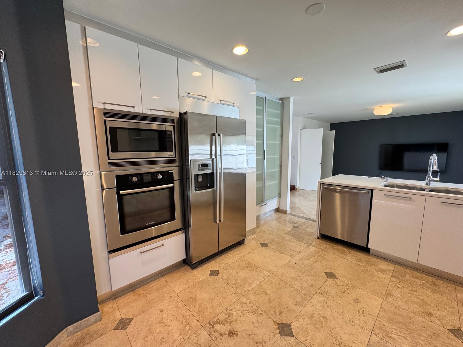 4917 SW 32nd Way, Hollywood, Florida image 1