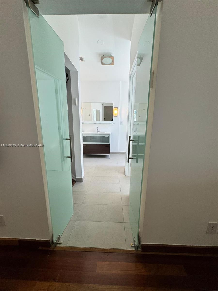 4917 SW 32nd Way, Hollywood, Florida image 13