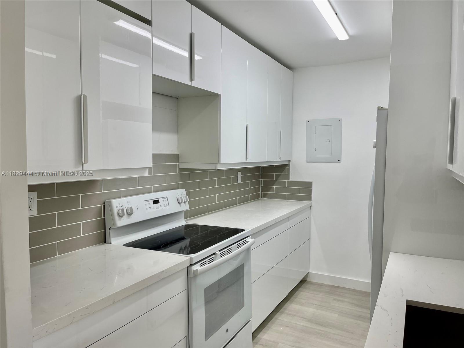 Property photo # 6