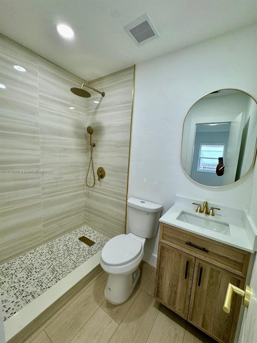461 Plover Ave, Miami Springs, Florida image 7