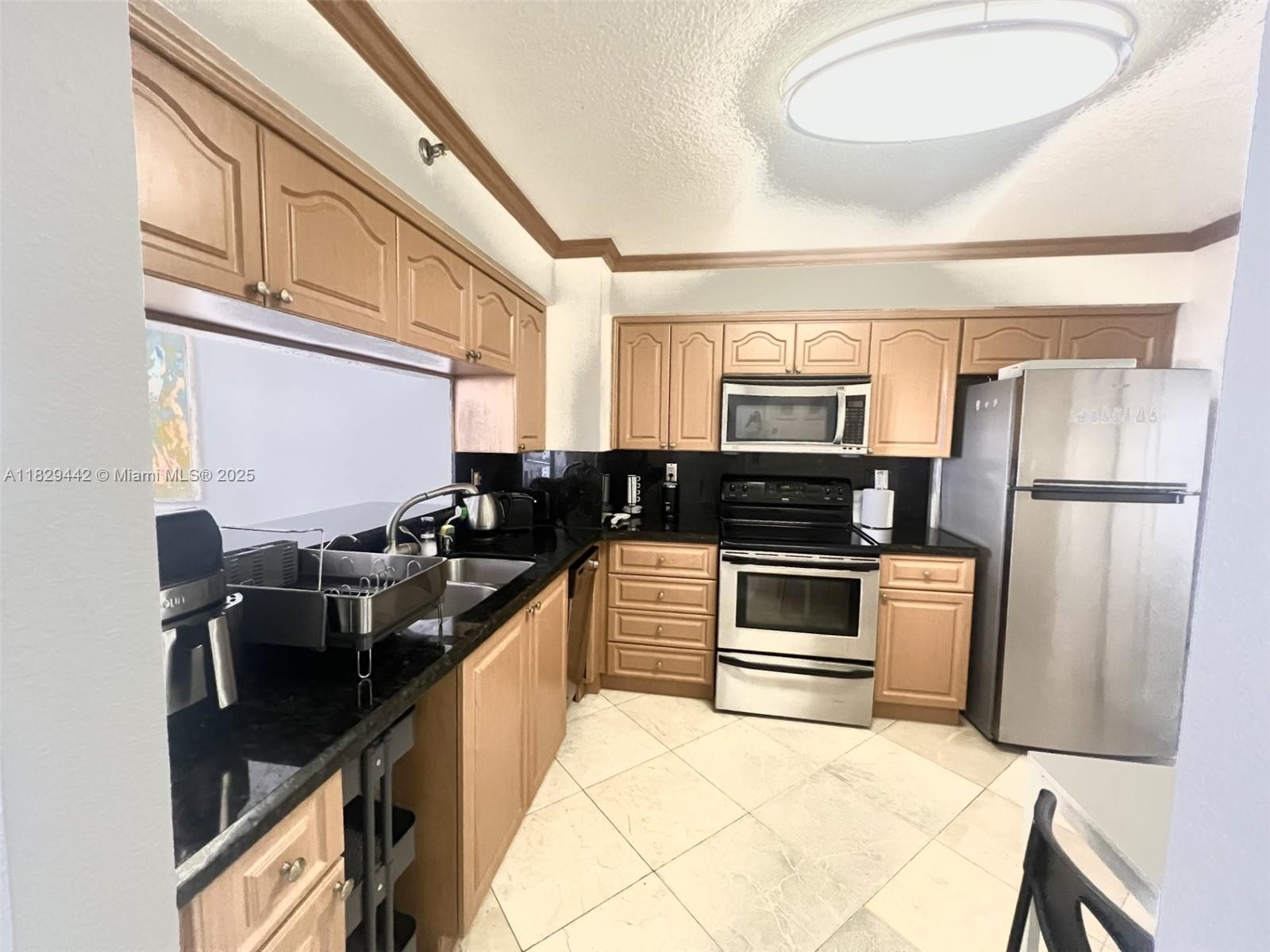 5757 Collins Ave #803, Miami Beach, Florida image 8