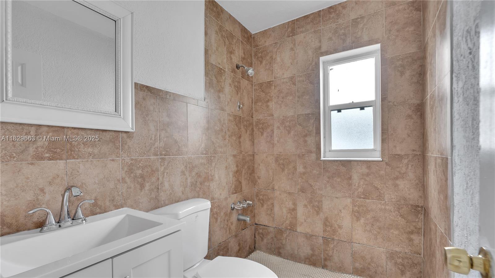 601 SE 8th Pl, Hialeah, Florida image 15