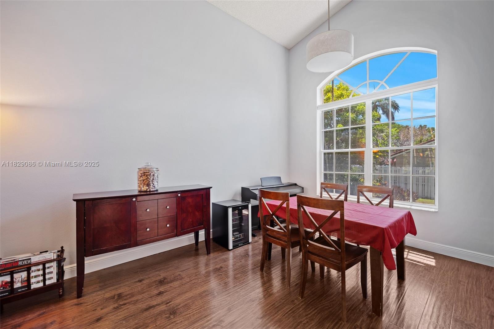 960 NW 185th Ave, Pembroke Pines, Florida image 11