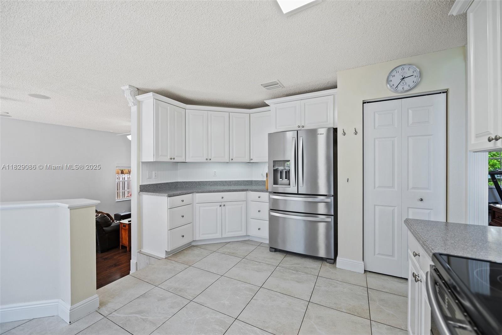 960 NW 185th Ave, Pembroke Pines, Florida image 14
