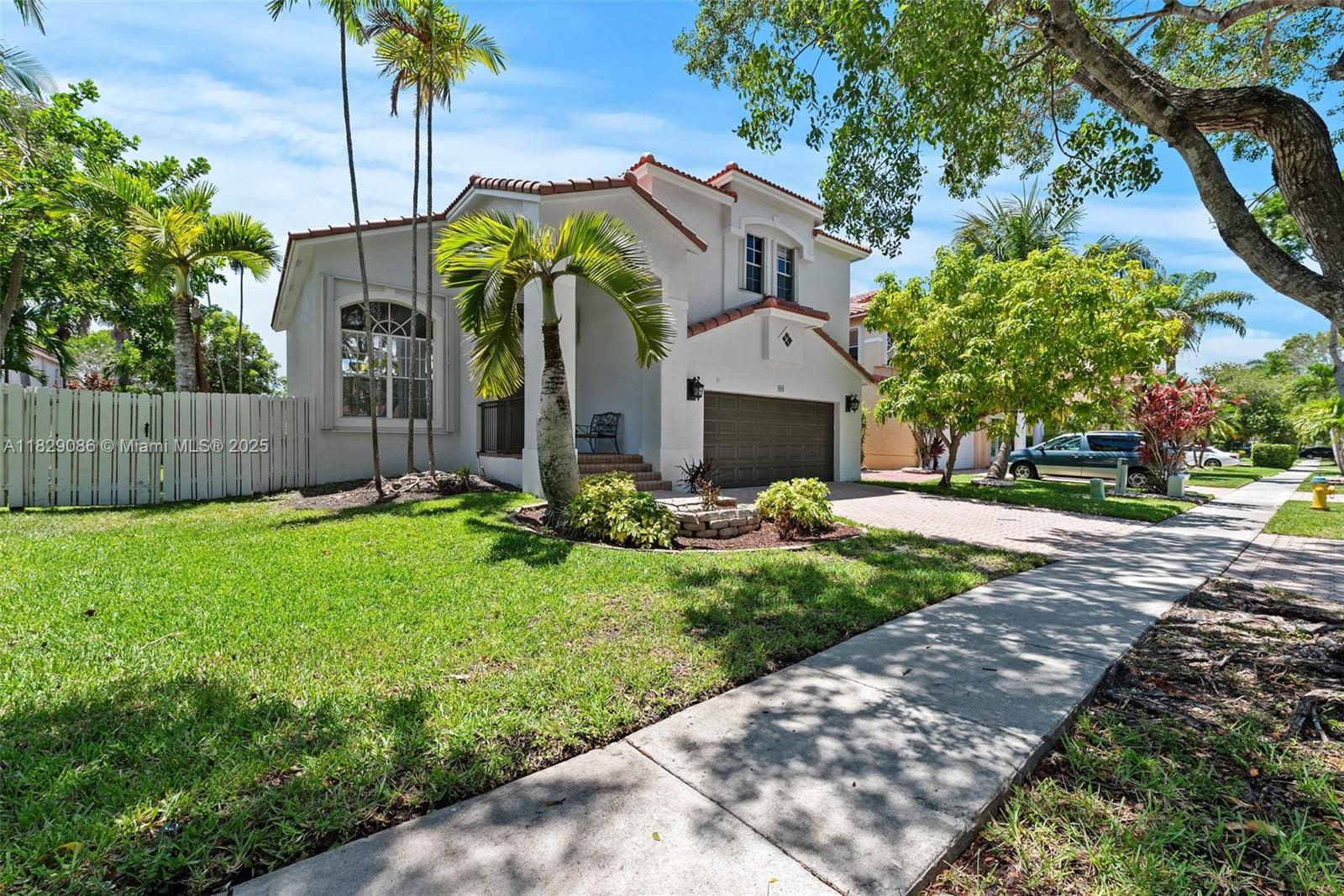 960 NW 185th Ave, Pembroke Pines, Florida image 2