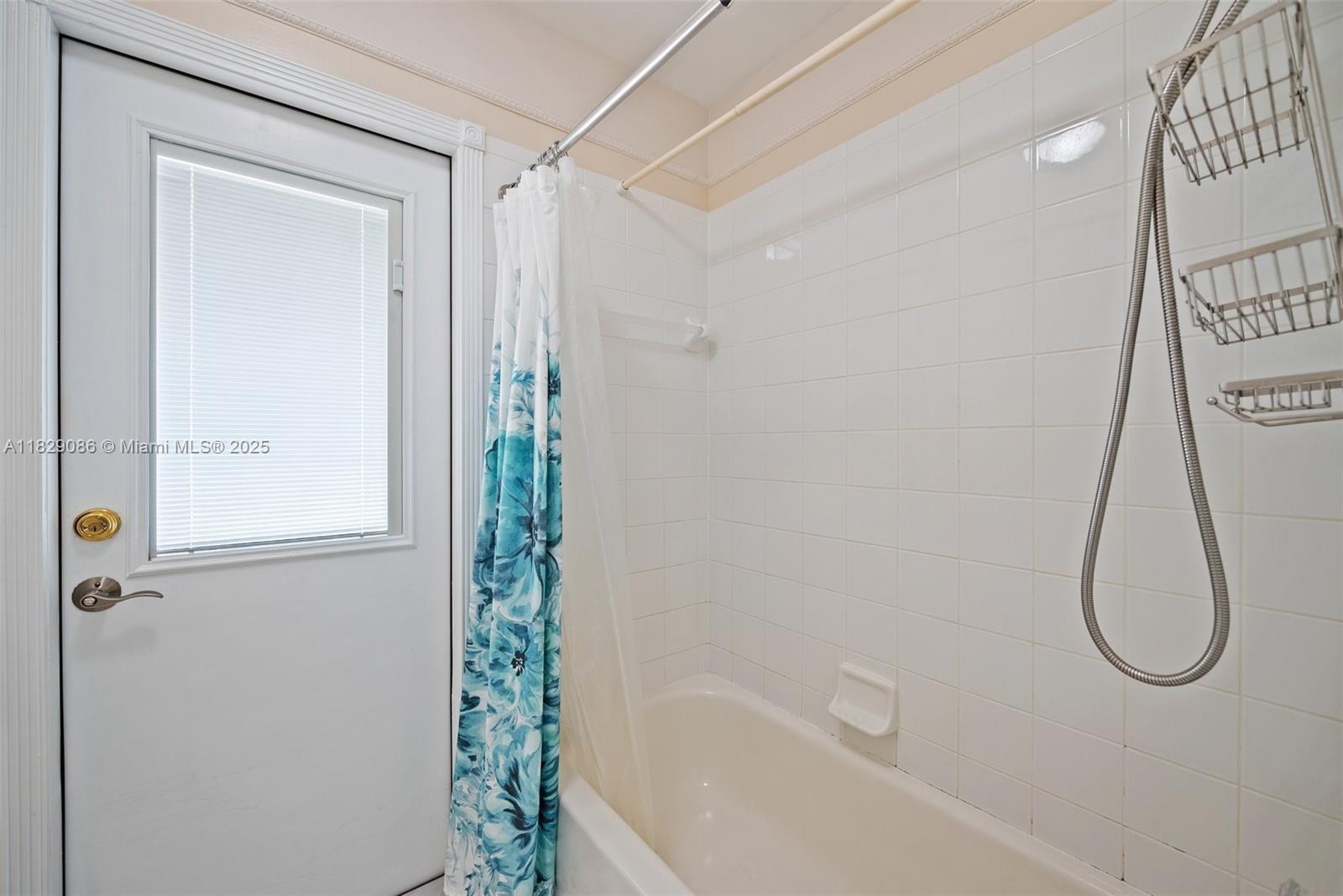 960 NW 185th Ave, Pembroke Pines, Florida image 22