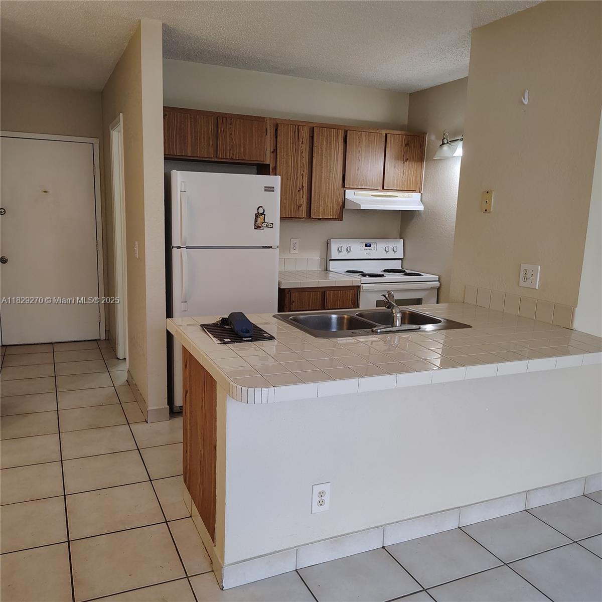 2501 Riverside Dr #202-A, Coral Springs, Florida image 5