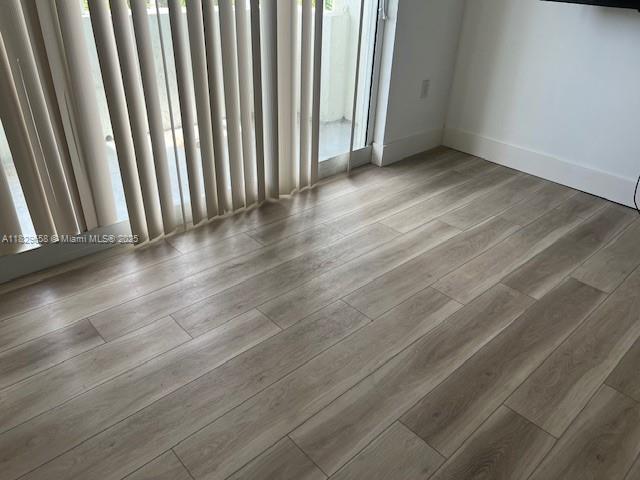 2775 NE 187th St #202, Aventura, Florida image 2