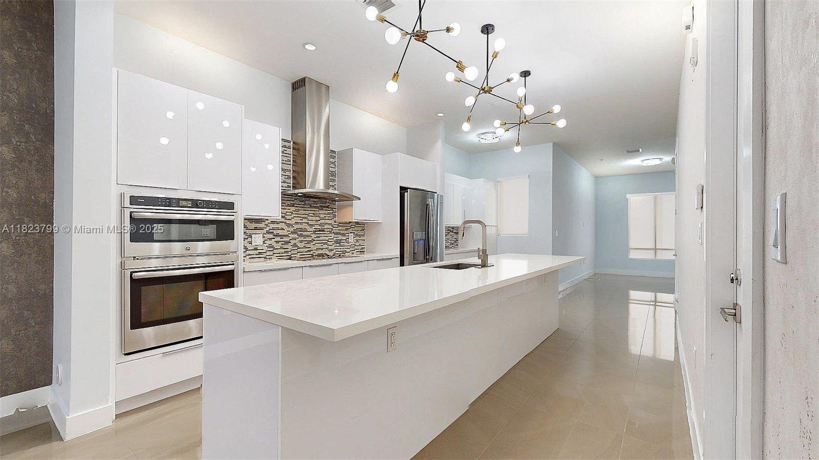 10255 NW 63rd Ter #204, Doral, Florida image 17