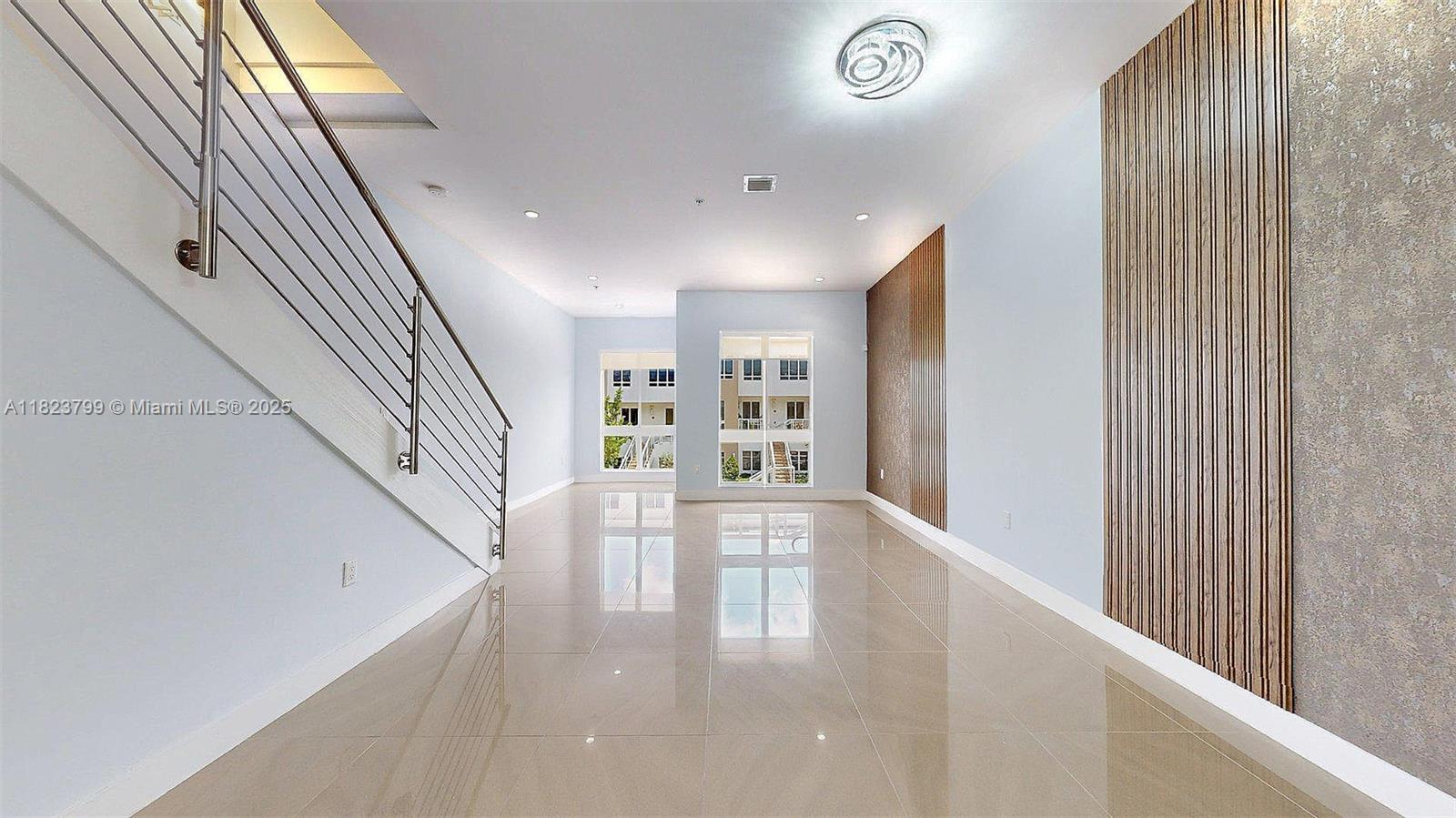 10255 NW 63rd Ter #204, Doral, Florida image 2