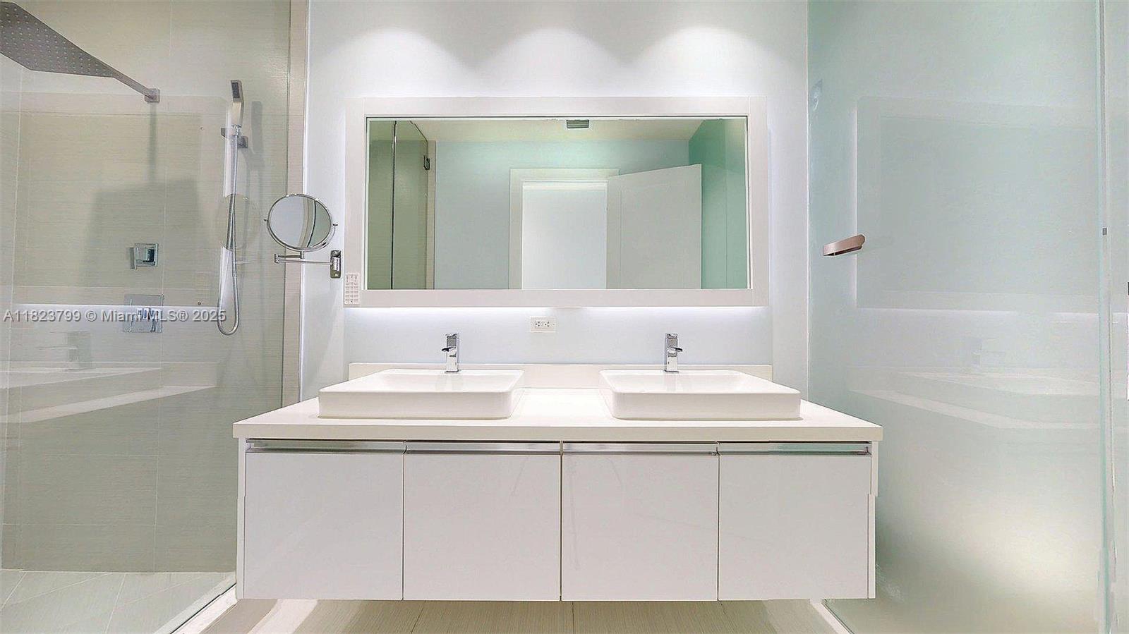 10255 NW 63rd Ter #204, Doral, Florida image 39