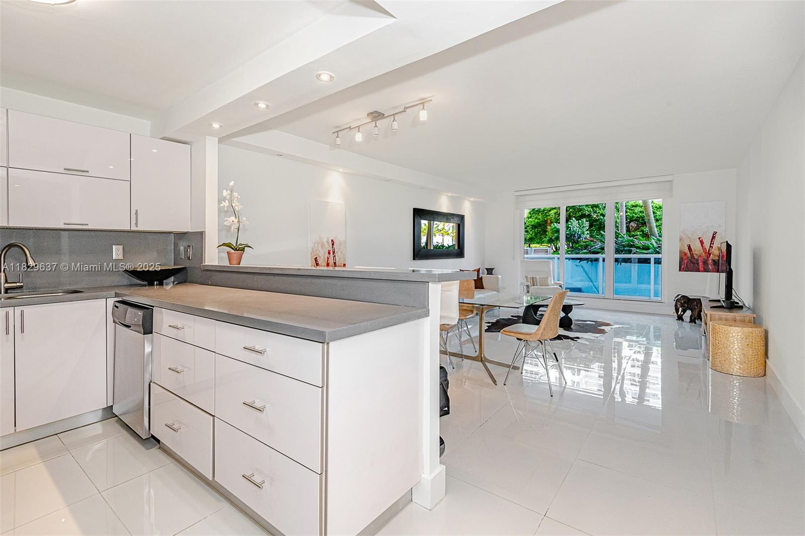 Property photo # 2