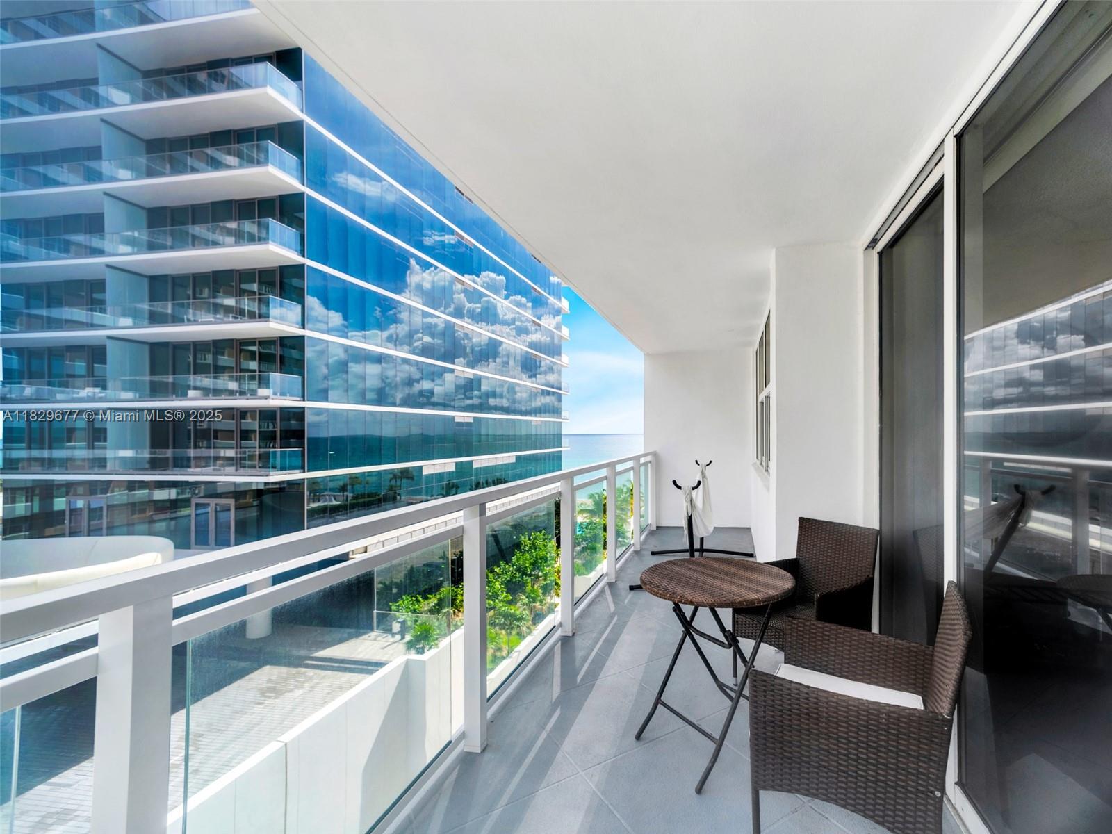 Residential, Hallandale Beach, Florida image 17