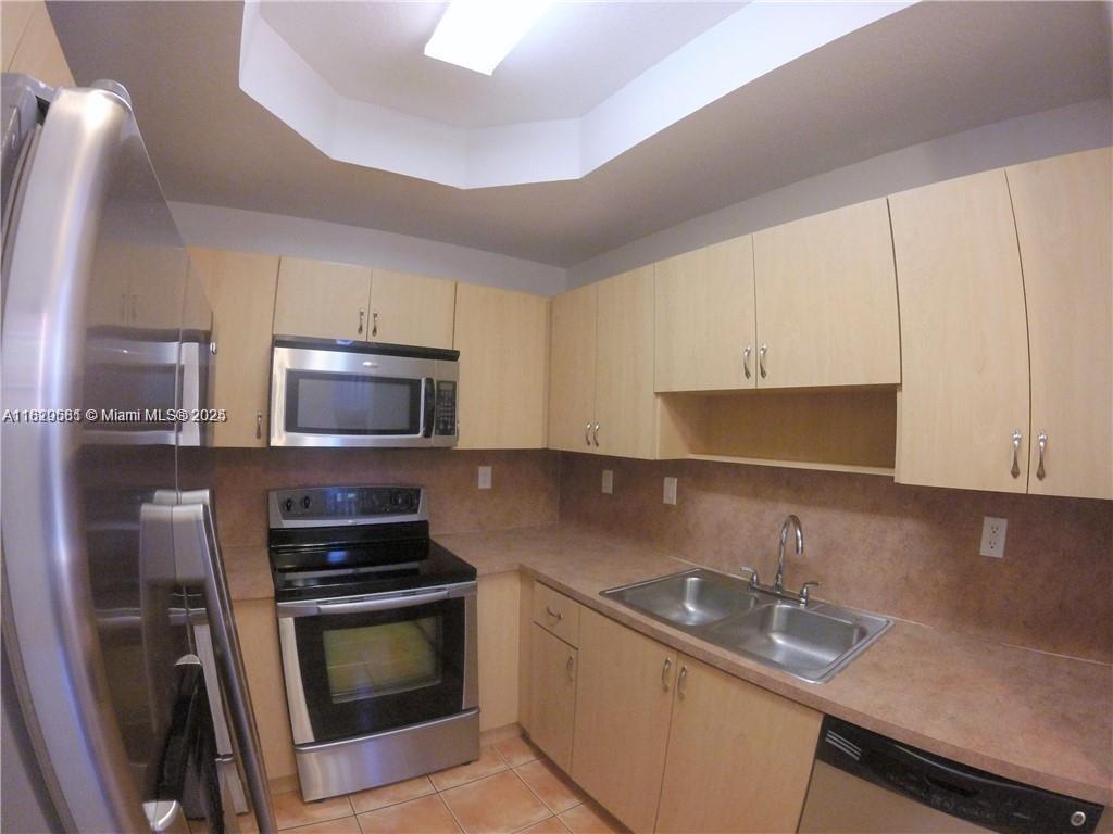 Property photo # 4