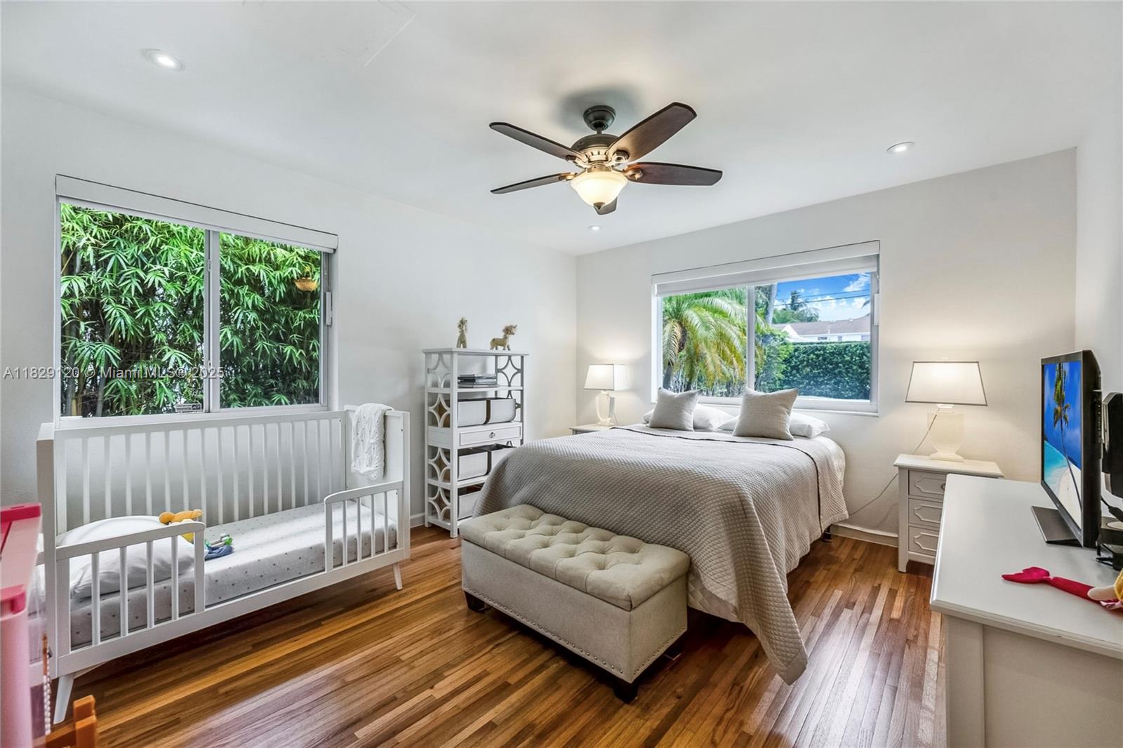 8811 Hawthorne Ave, Surfside, Florida image 30