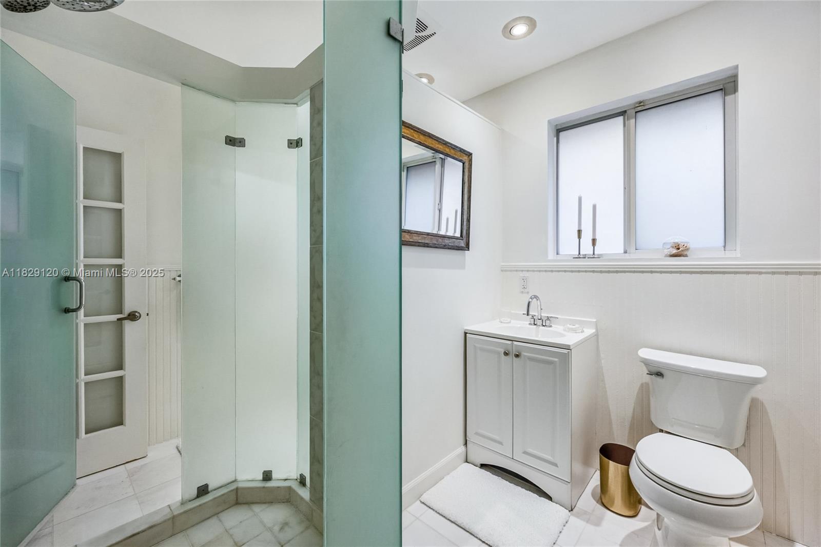 8811 Hawthorne Ave, Surfside, Florida image 32