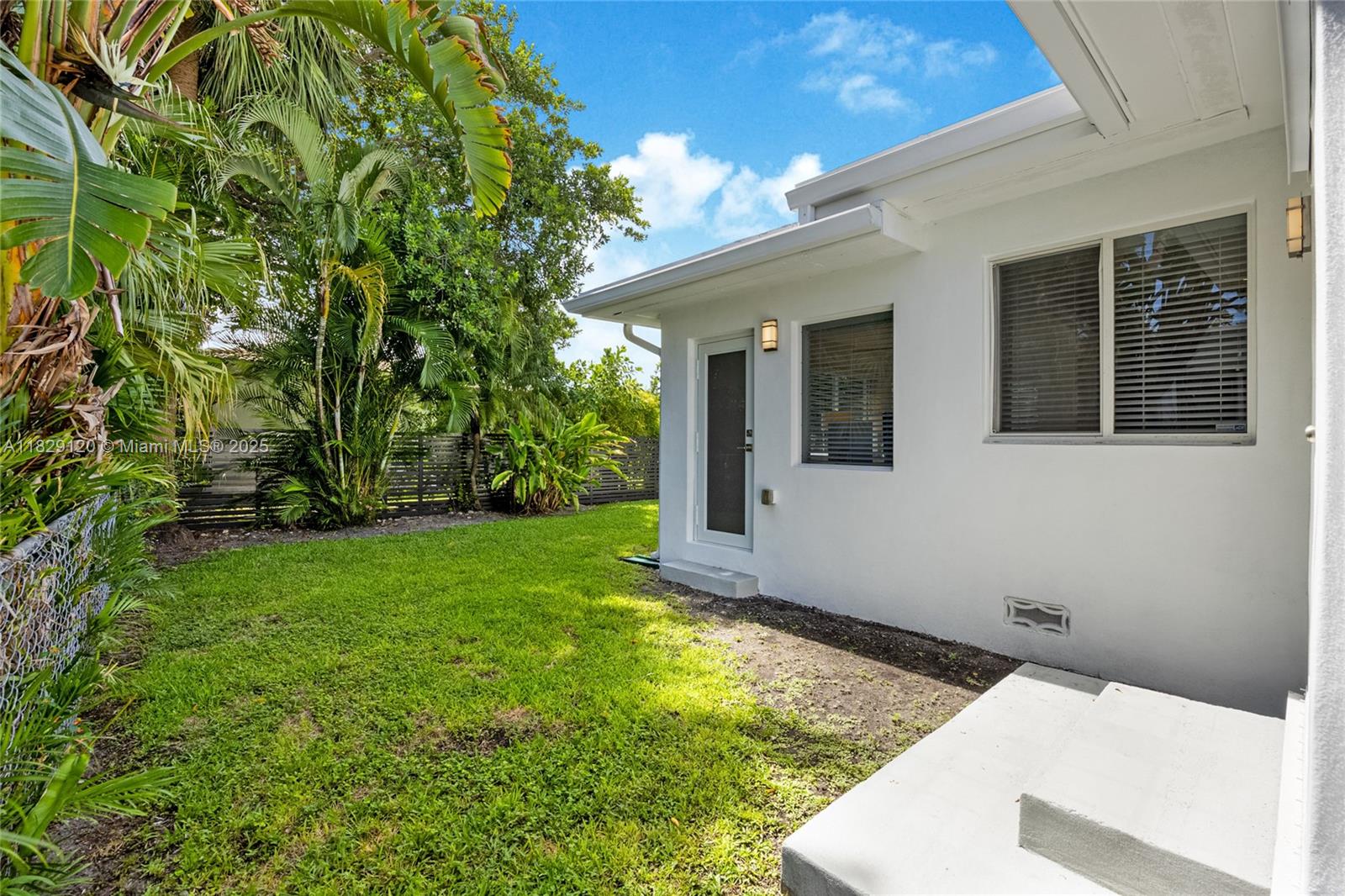 8811 Hawthorne Ave, Surfside, Florida image 41
