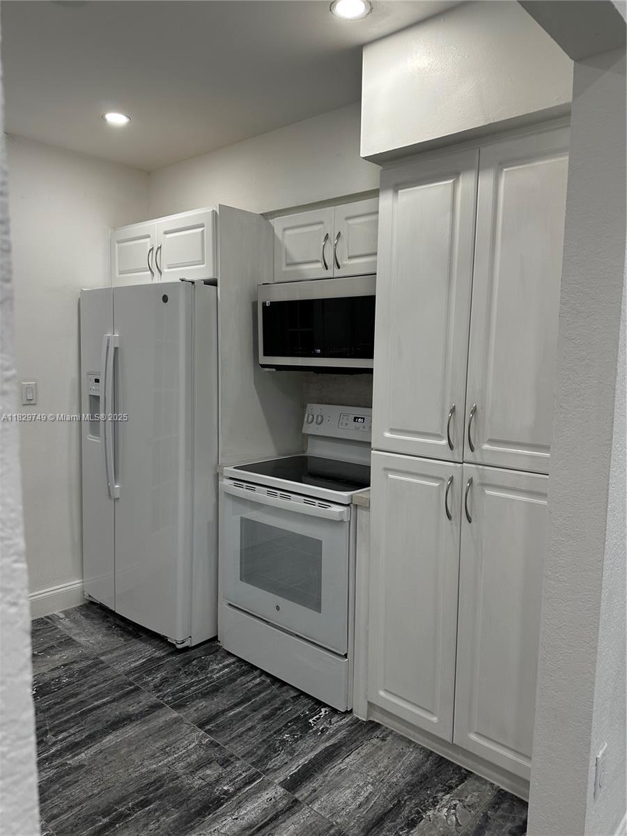 Property photo # 4