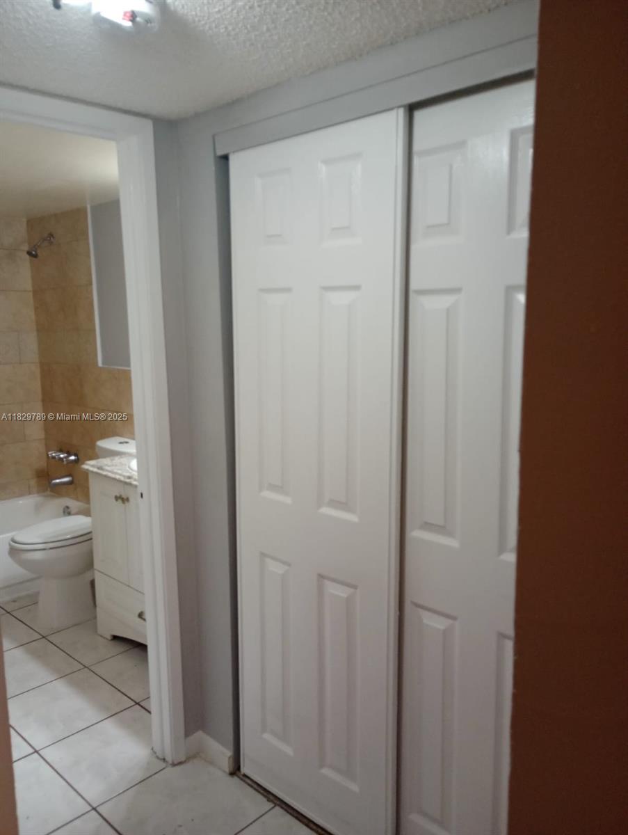 1201 SW 50th Ave #211-4, North Lauderdale, Florida image 12