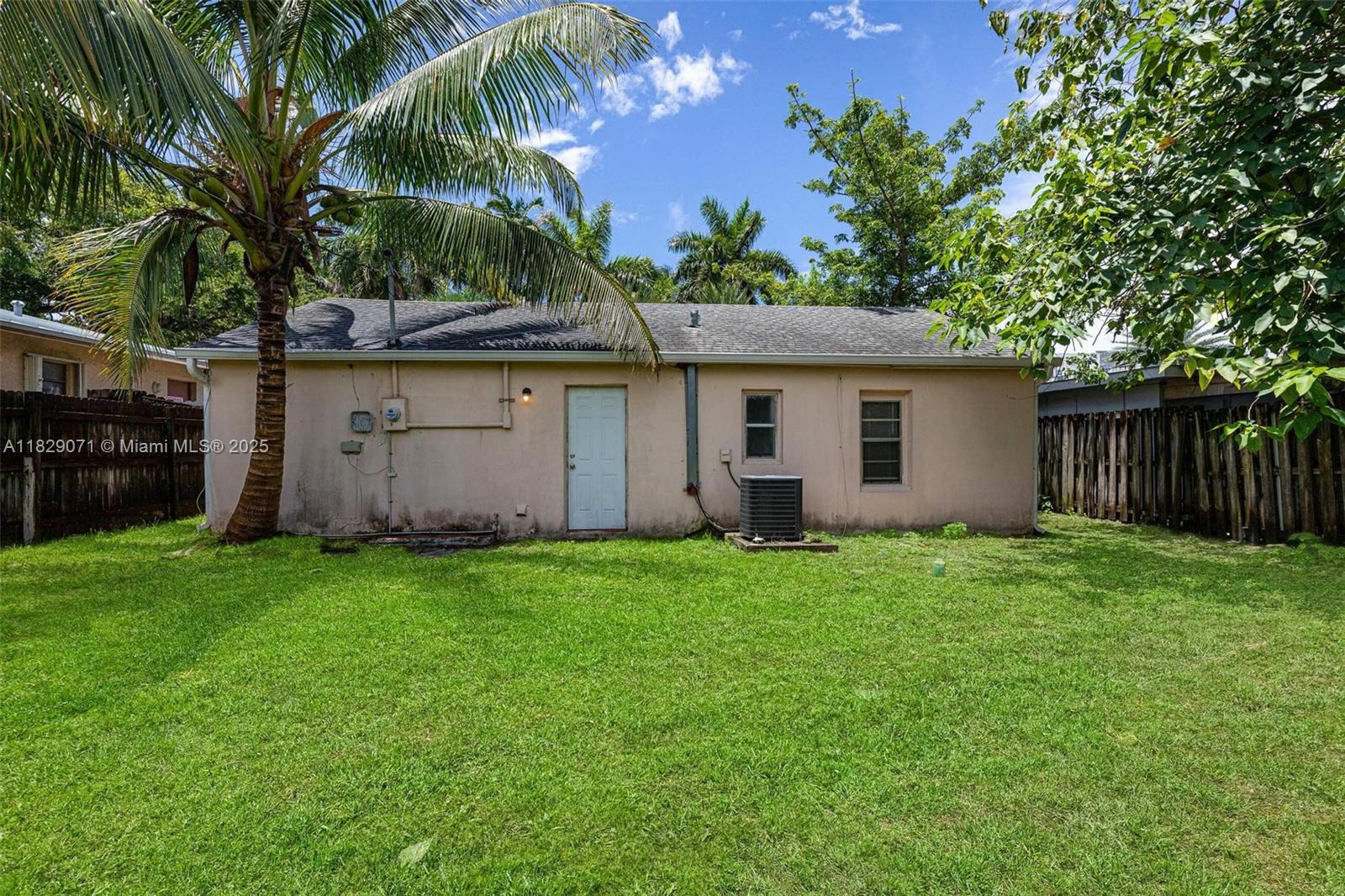6048 Buchanan St, Hollywood, Florida image 28