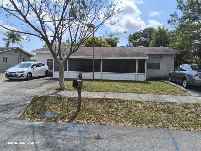 1484 SW 47th Ter, Fort Lauderdale, Florida image 1