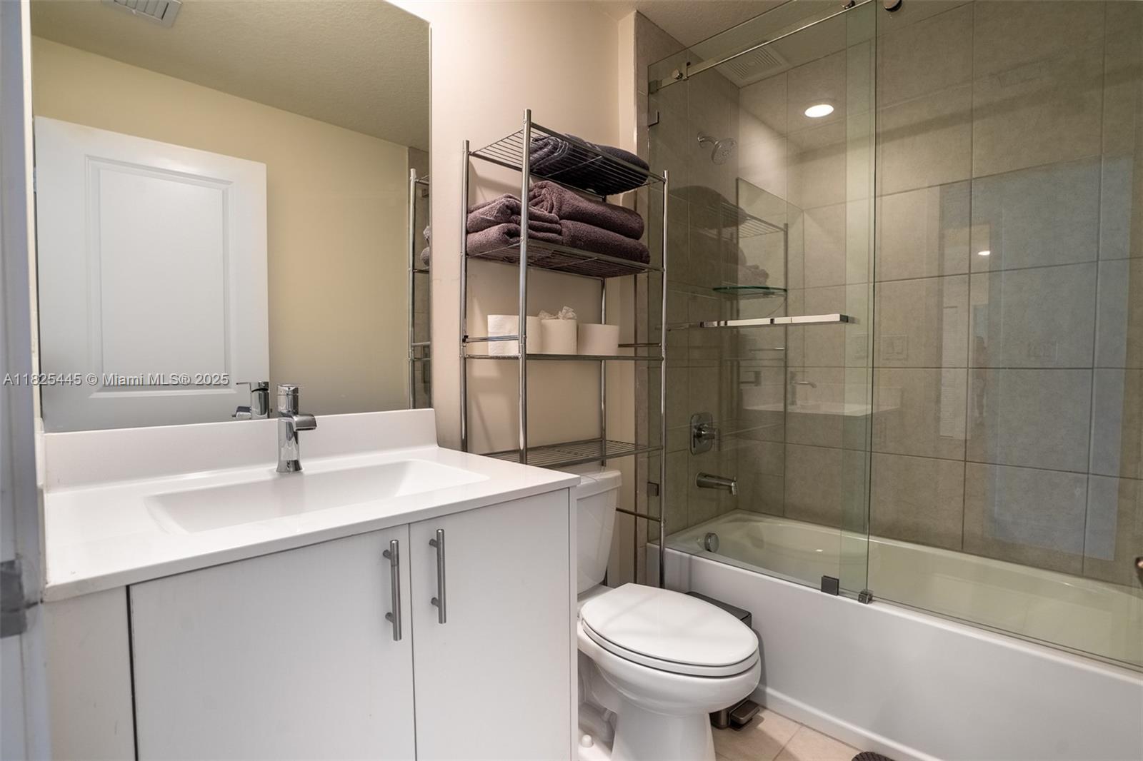4269 NW 83rd Path, Doral, Florida image 31
