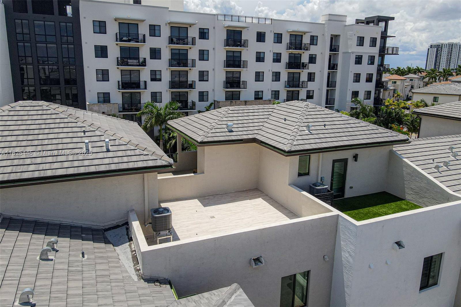4269 NW 83rd Path, Doral, Florida image 43