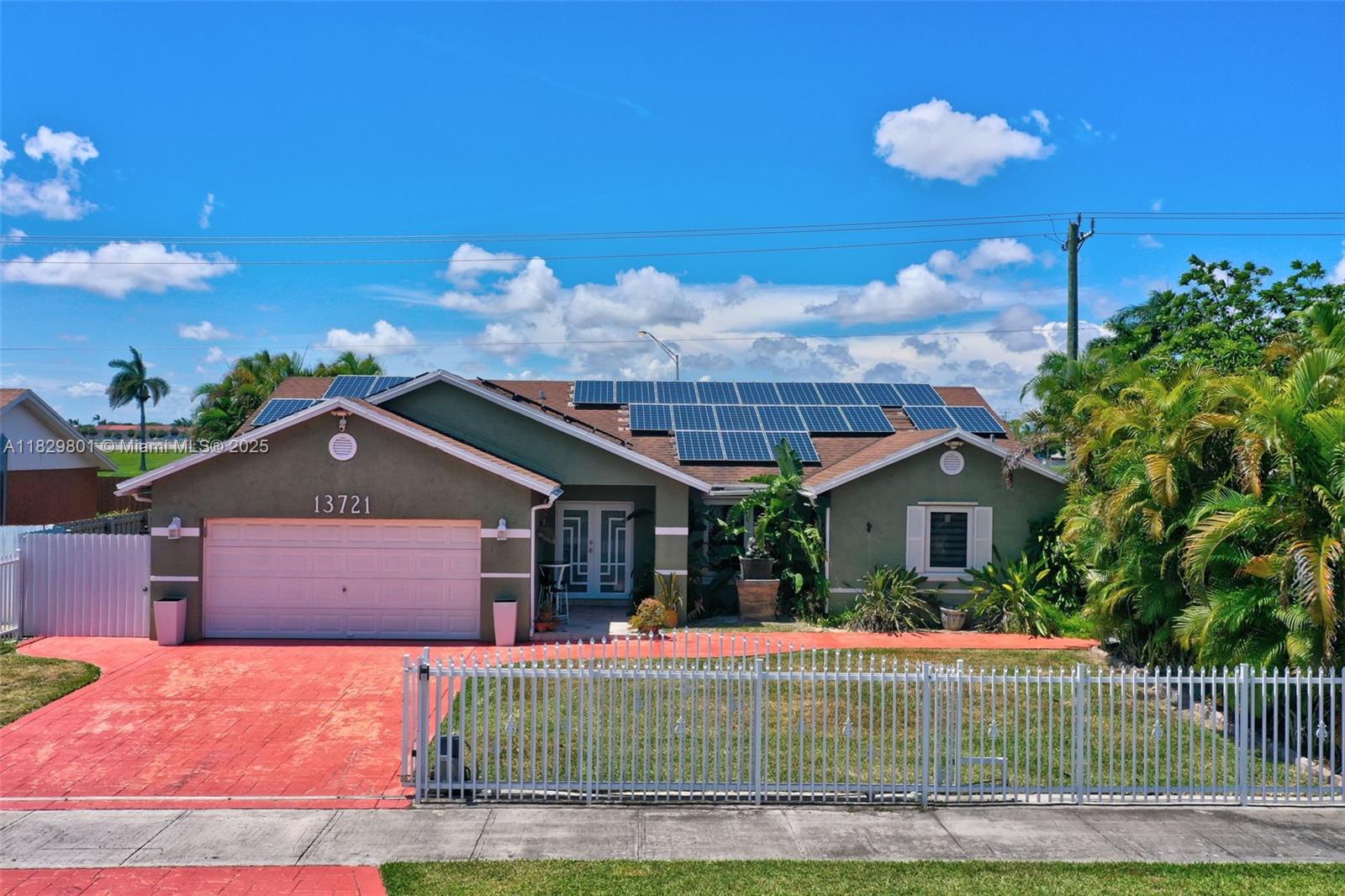 13721 SW 280th Ter, Homestead, Florida image 1