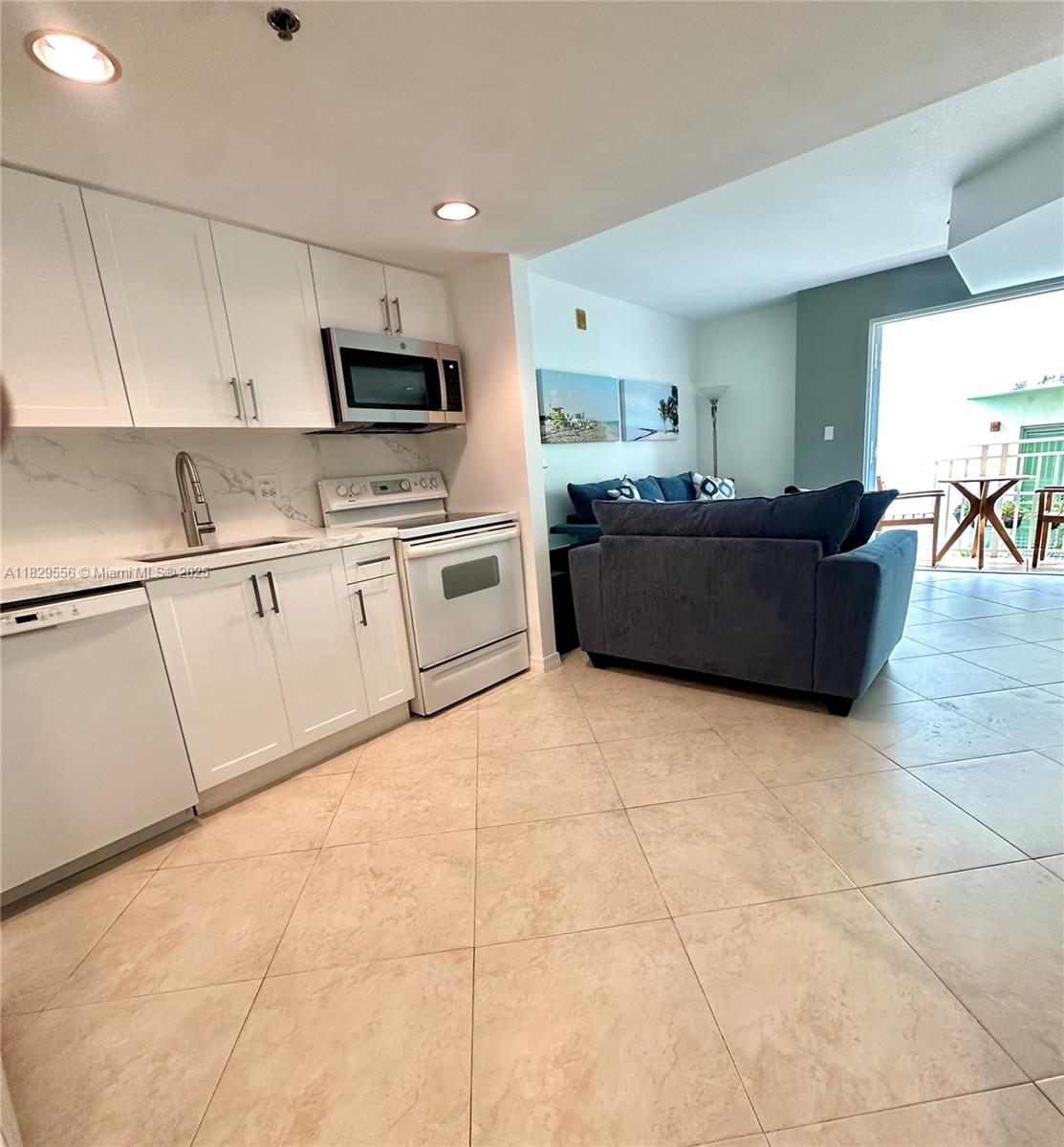 Property photo # 6