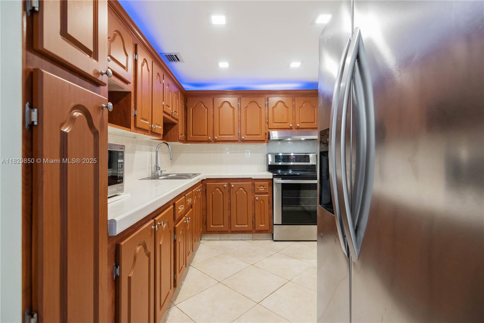 Property photo # 0