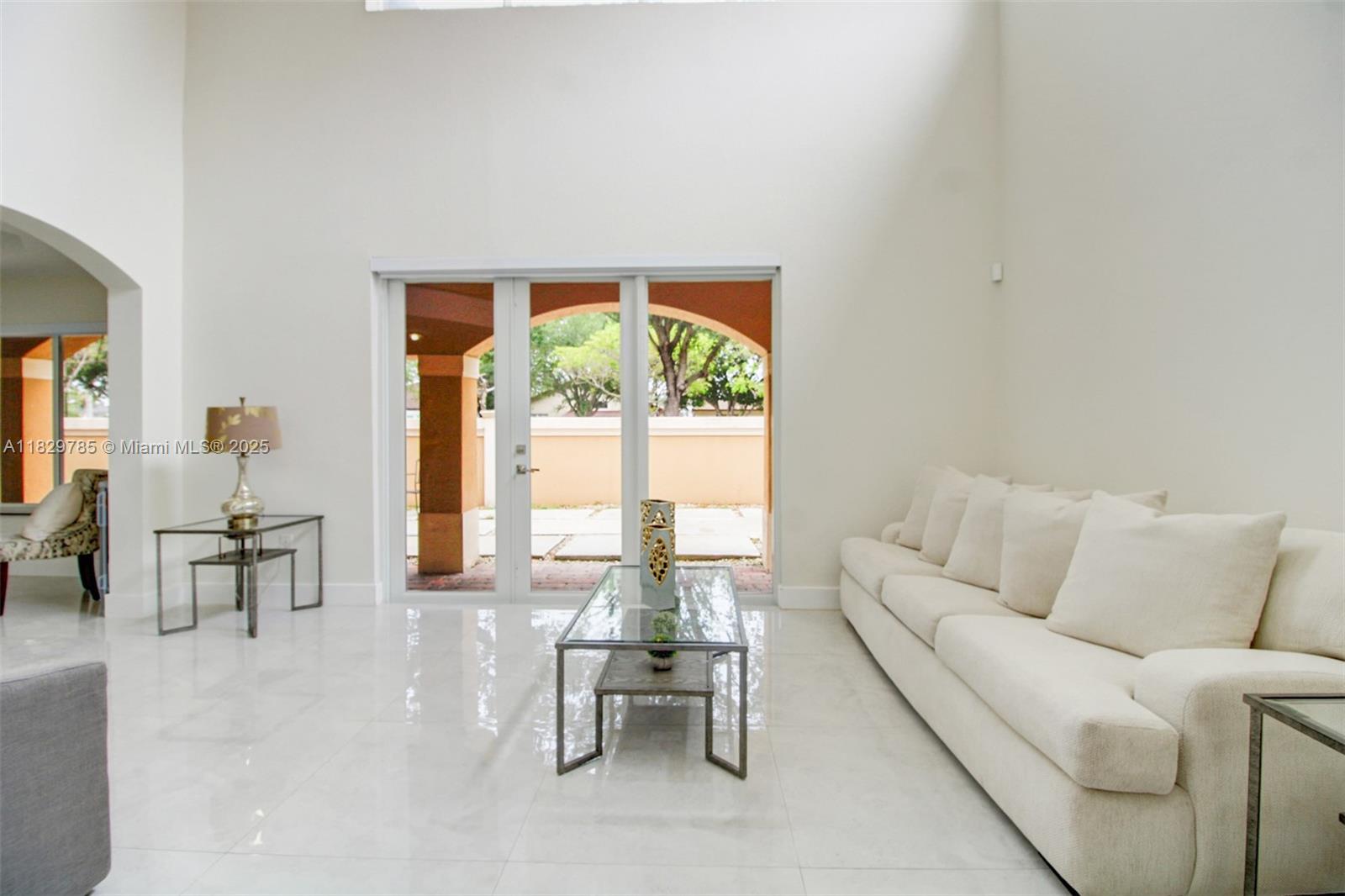 15445 SW 26th Ter, Miami, Florida image 17
