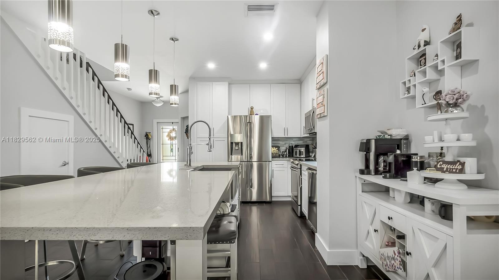 Property photo # 7