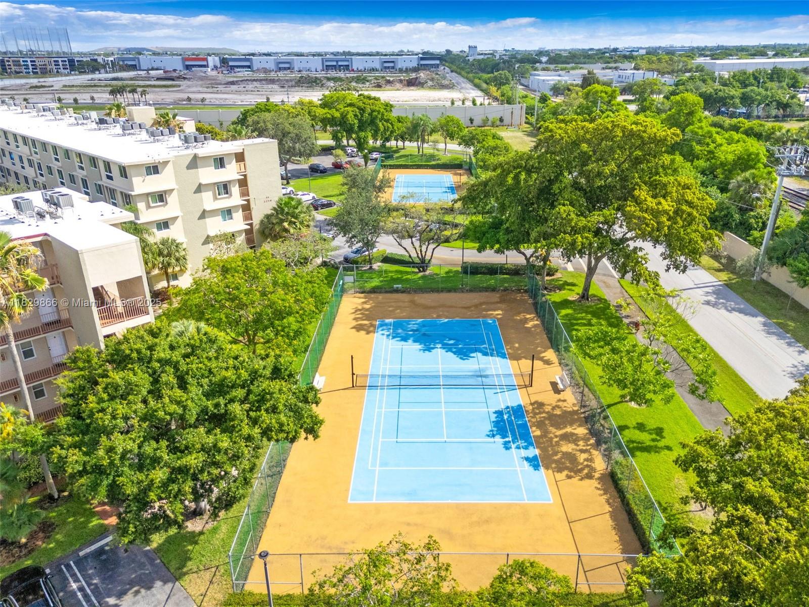 2106 S Cypress Bend Dr #203, Pompano Beach, Florida image 24