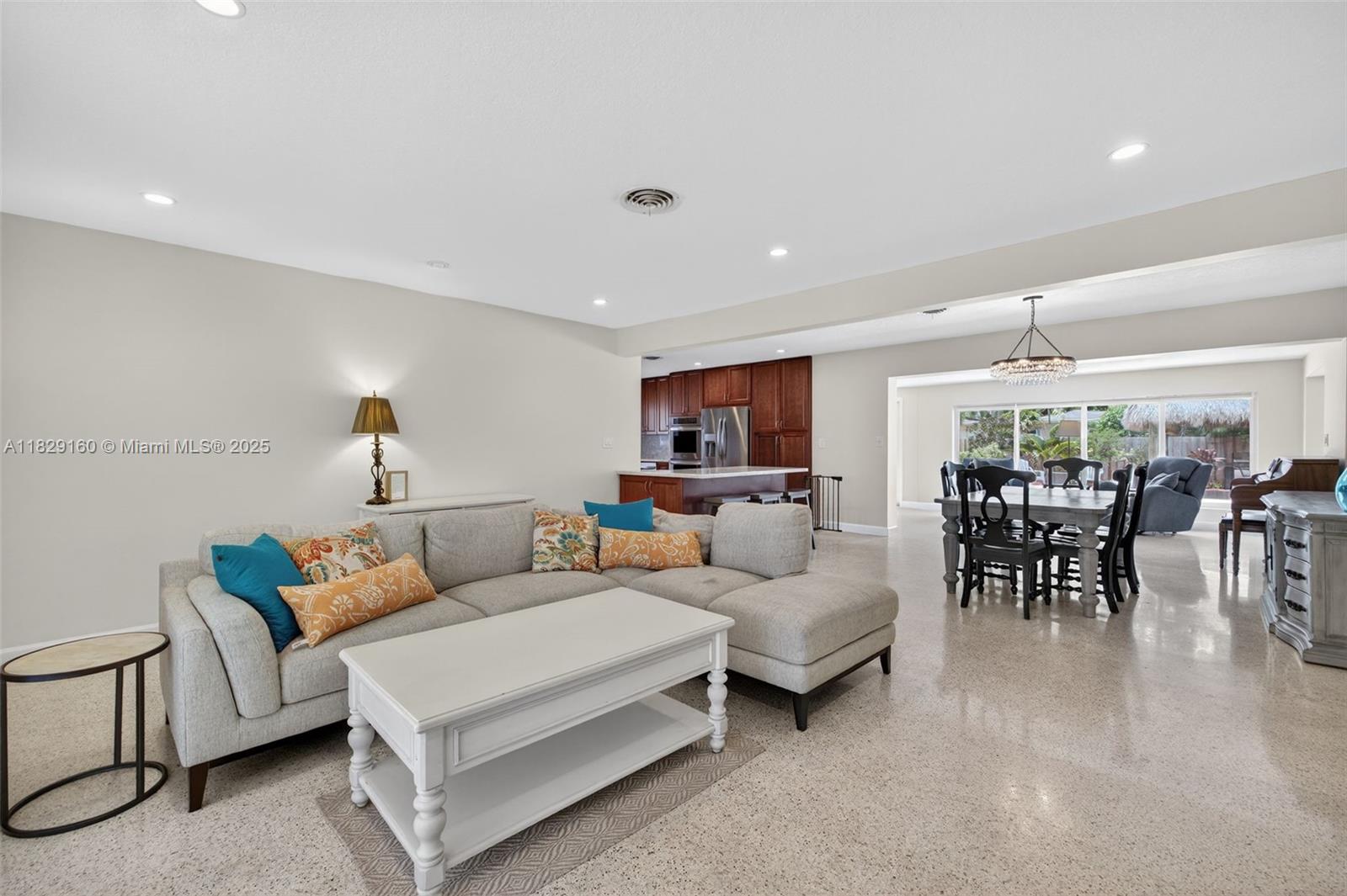 6201 SW 3rd St, Plantation, Florida image 11