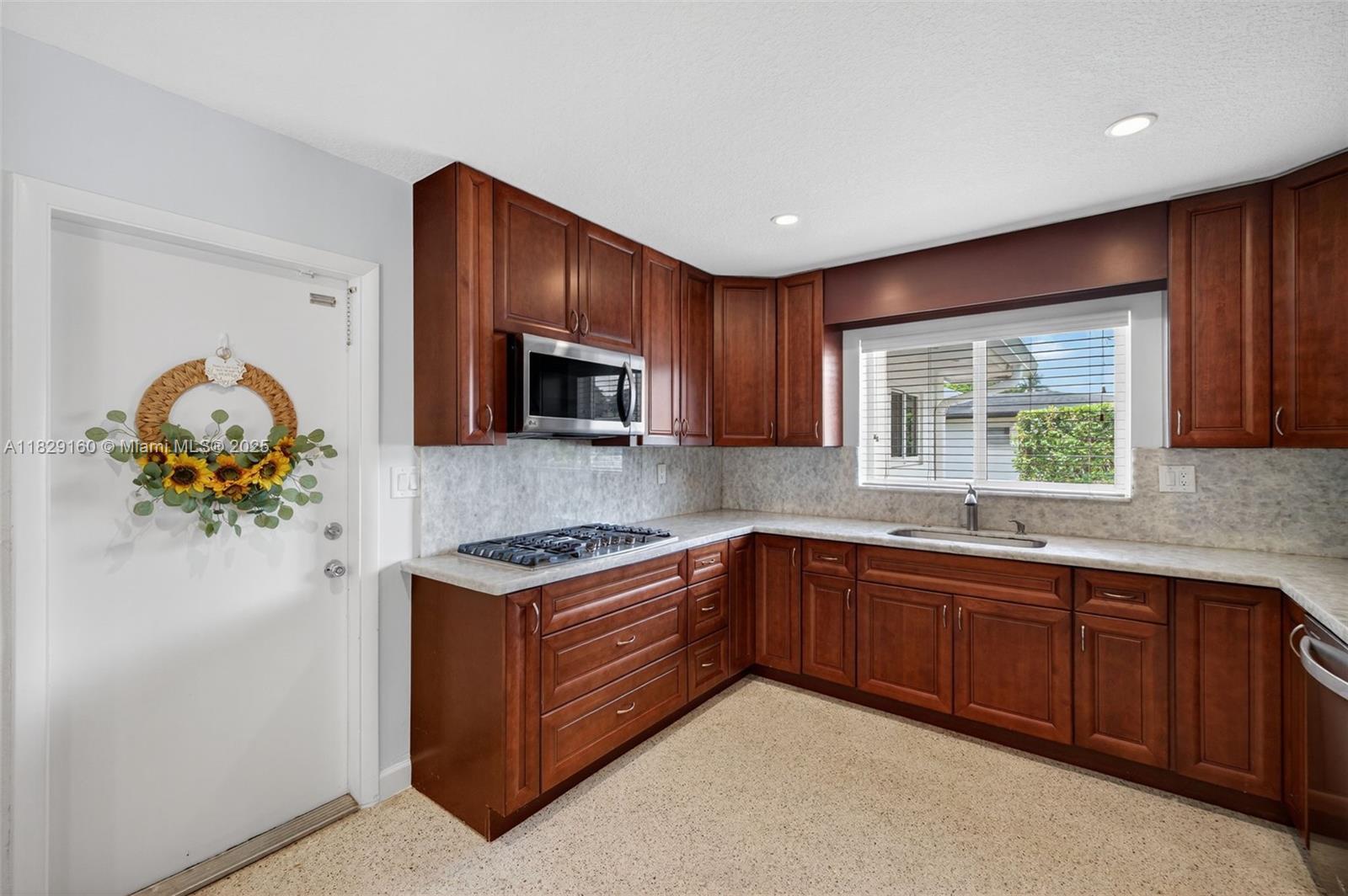 6201 SW 3rd St, Plantation, Florida image 17