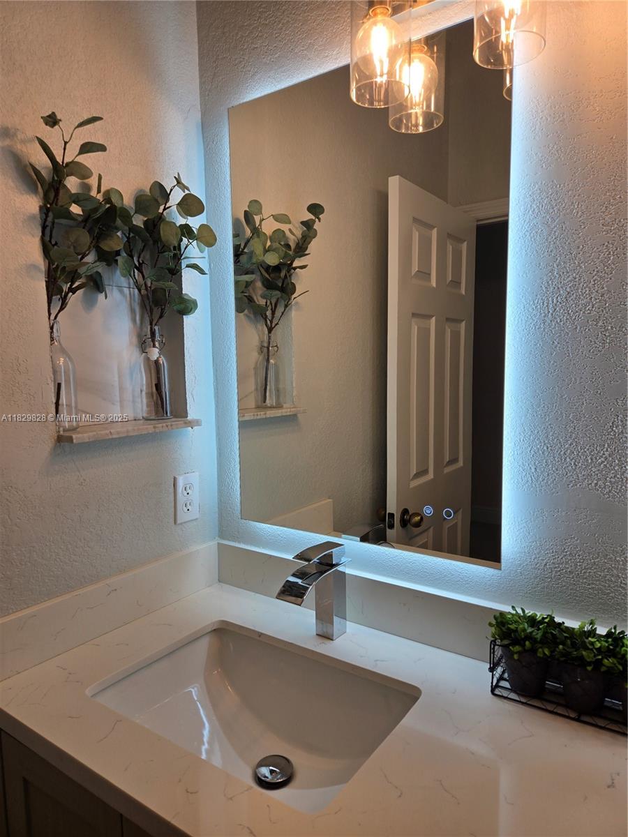 8216 W Santa Monica Ave, Tamarac, Florida image 20