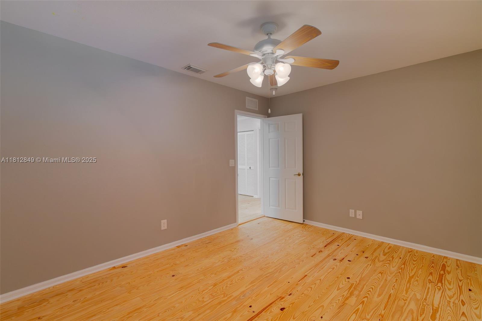 9065 Silver Glen Way, Lake Worth, Florida image 19