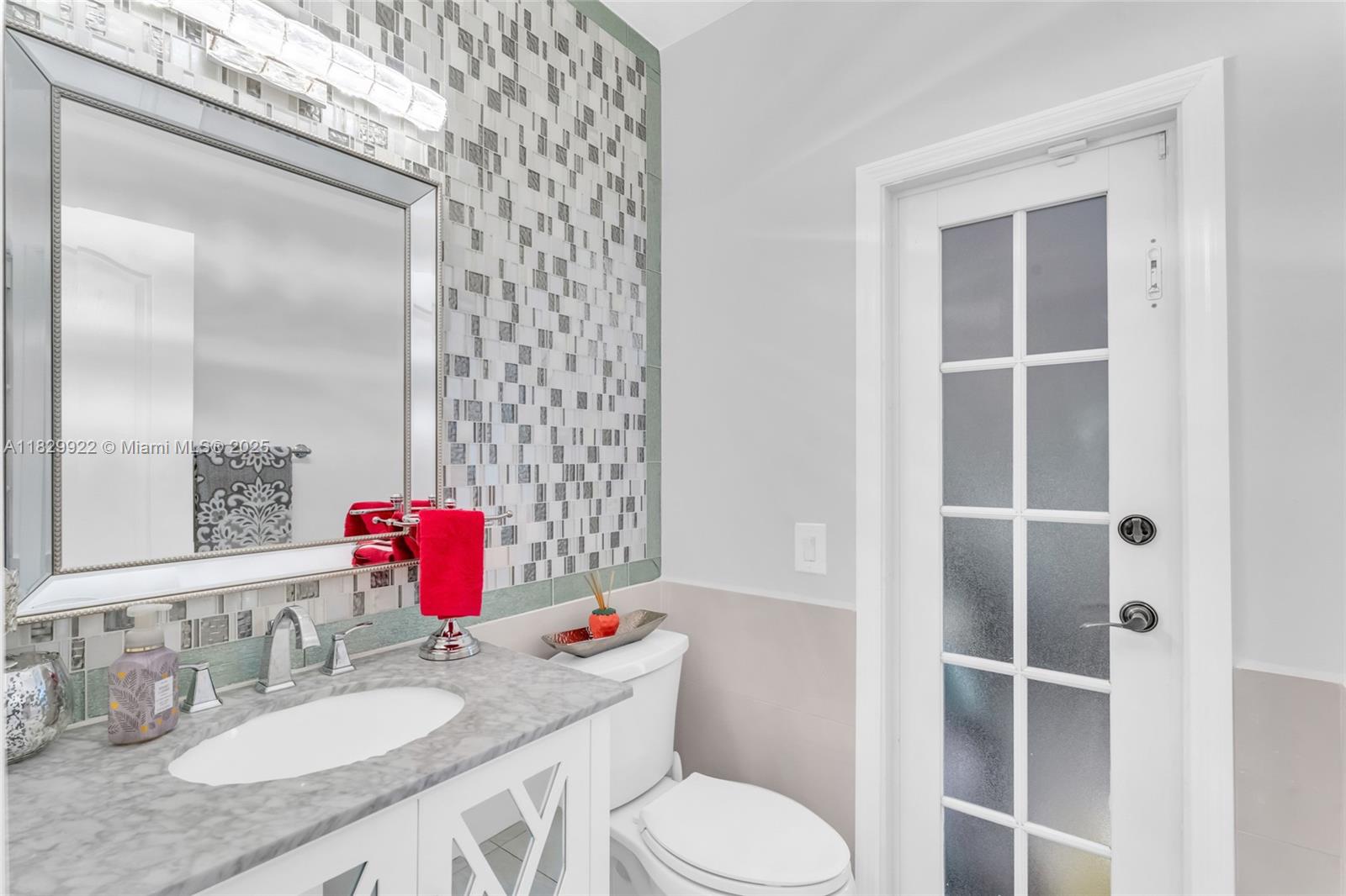 7850 NW 160th Ter, Miami Lakes, Florida image 14